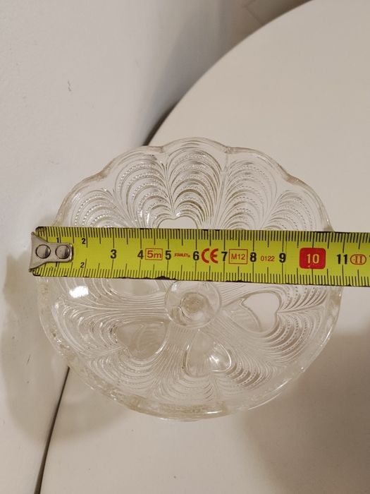 Piękna cukiernica, pucharek z czasów PRL, serca, pawie ogony
