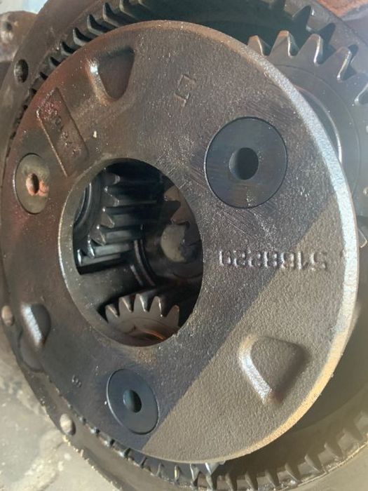 5168229 zwolnica new holland, case