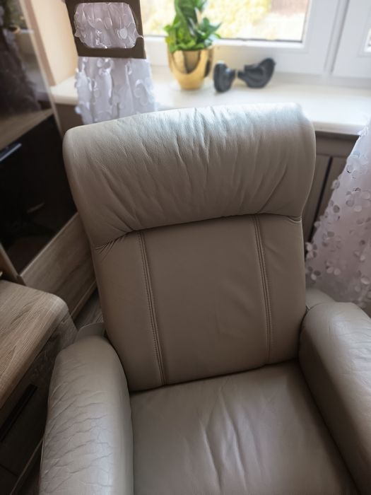 Sprzedam zestaw dwa fotele plus sofa