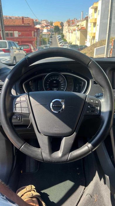 Volvo V40 Kinetic D2 2.0 Diesel | 2016 | 72.700 km | Manual
