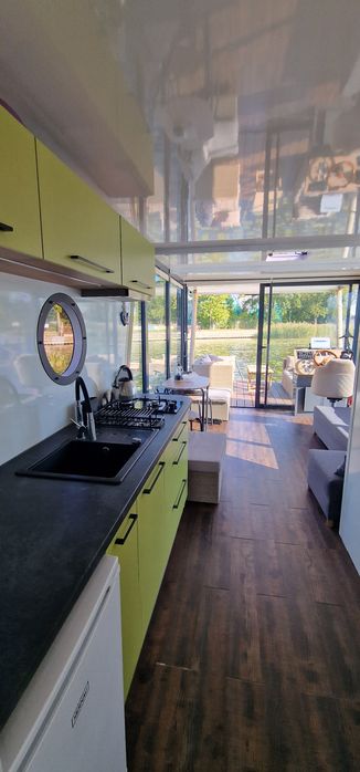 Houseboat 13m 2silniki yamaha 50
