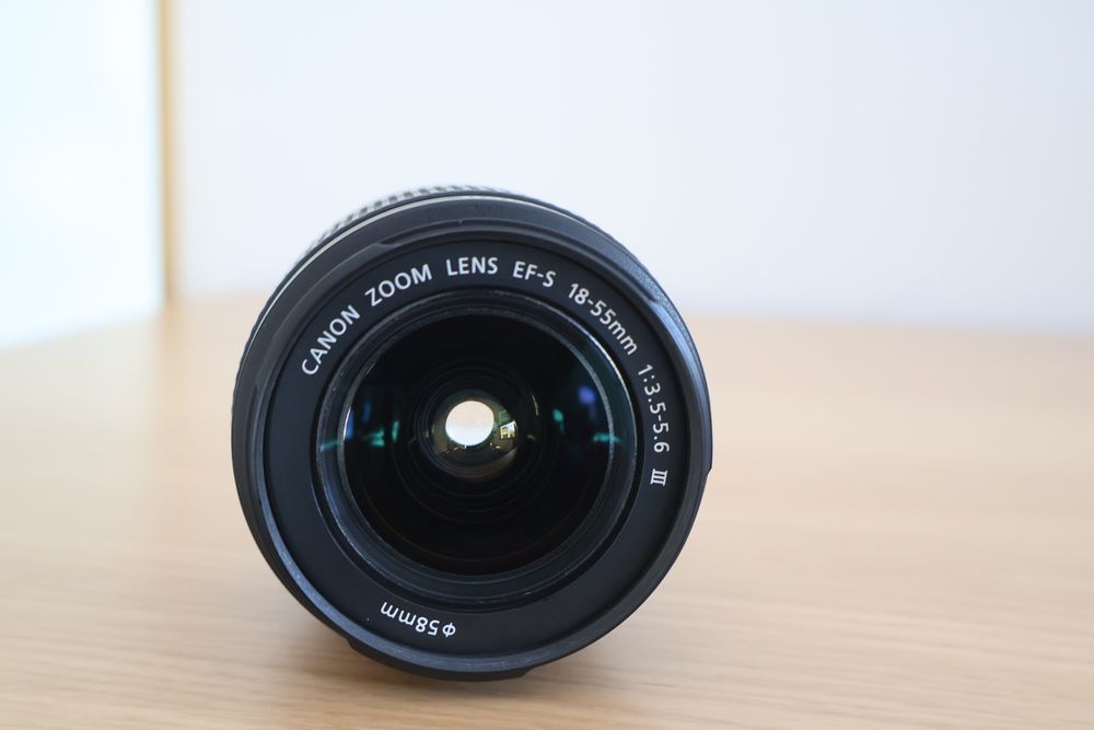 Canon EOS 1300D + EFS 18-55mm