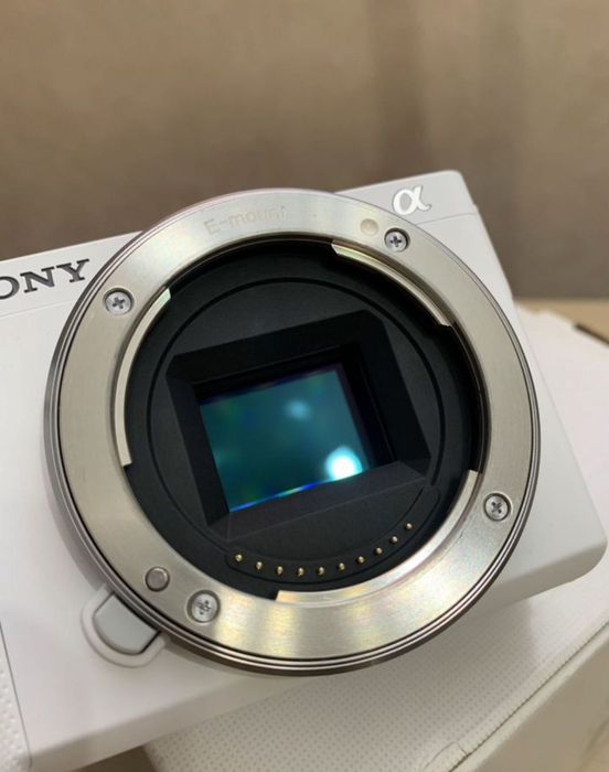 Sony ZV-E10