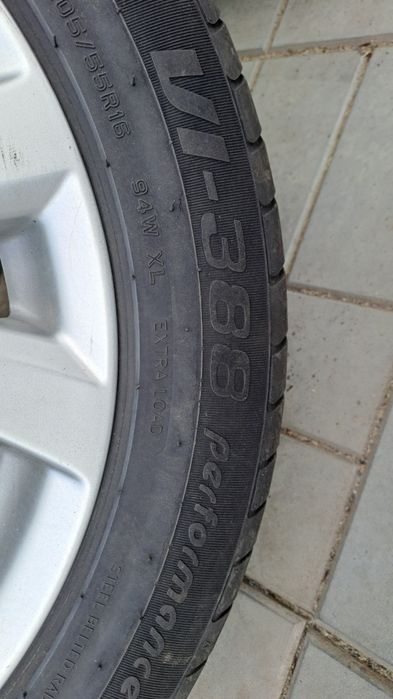 Диски Mazda 3  R16 5x114.3 з шинами