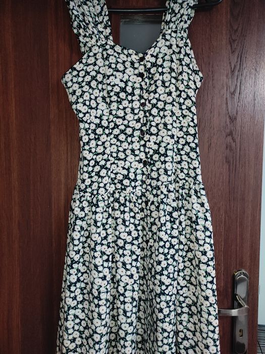 Sukienka damska nieużywana