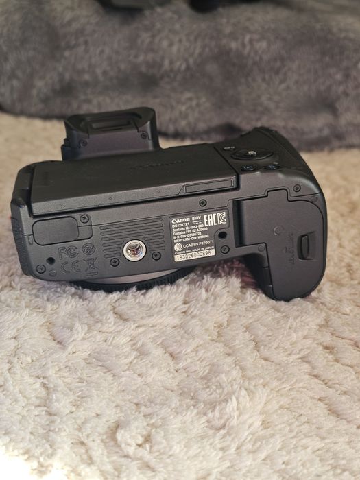 Canon EOS R como nova