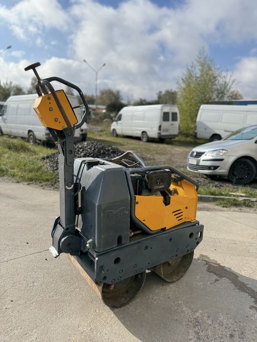 Каток з вібрацією дизельний двигун японський belle tdx 650 з ПДВ 2019