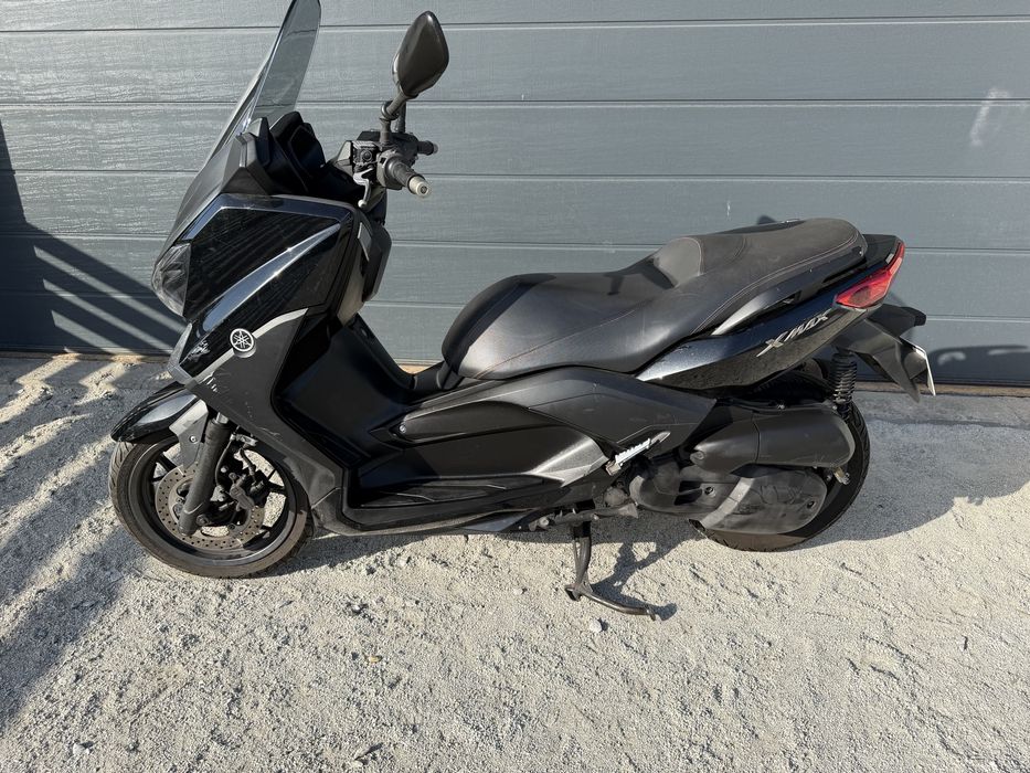 Yamaha x max 125