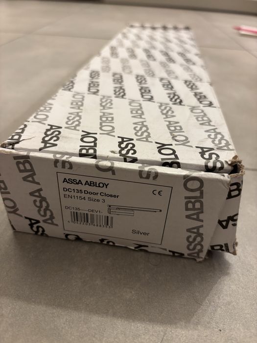 Samozamykacz ASSA ABLOY DC 135
