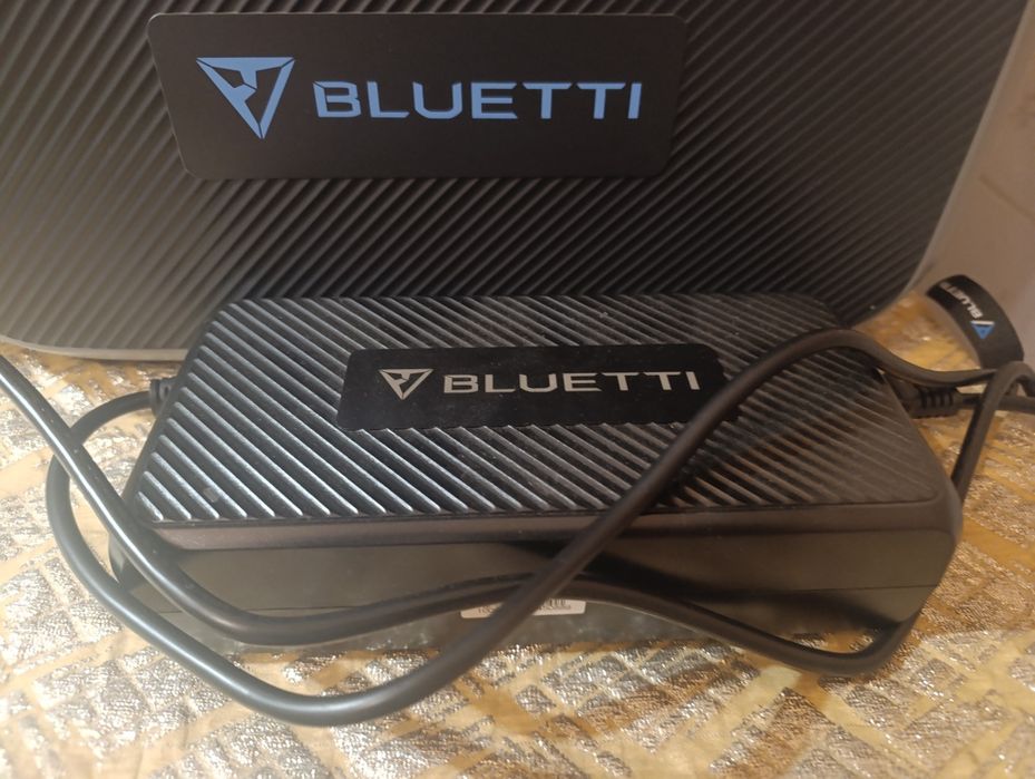 Зарядна станція BLUETTI   AC200P