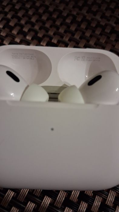 Apple AirPods Pro 2-го поколения