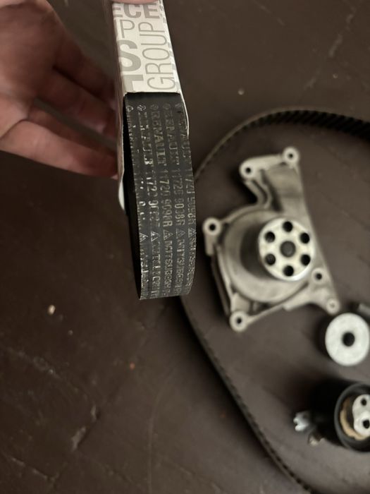 Комплект ГРМ Меган 1.5 (636-мотор)