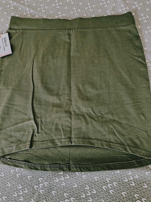 Bawełniana spódnica mini khaki zielona r.m