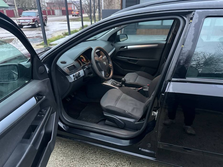 Opel astra H  срочна продаж