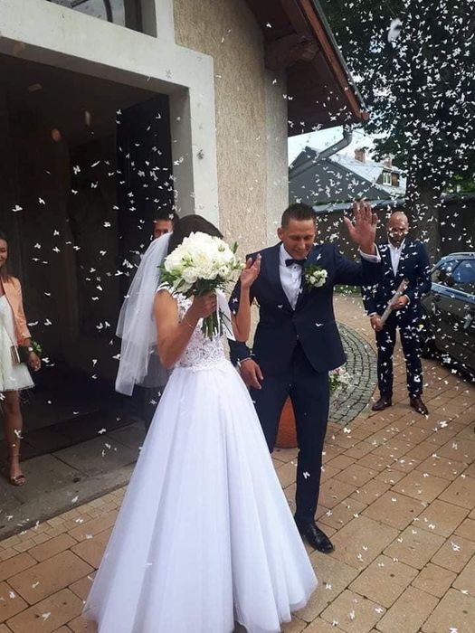 Piękna suknia ślubna z koronki w kształcie litery „A” rozmiar 34/36