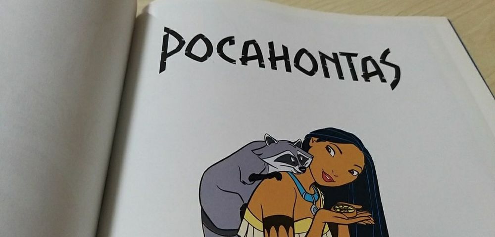 Pocahontas, edição bilingue.