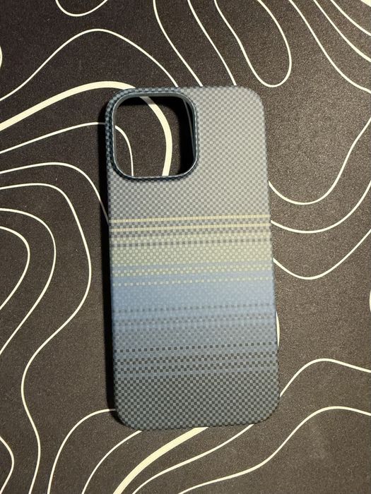 чохол карбон pitaka на iphone 16 pro max
