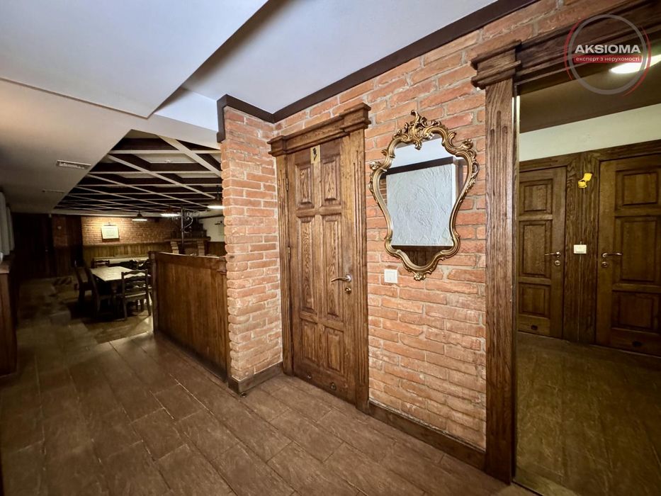 Оренда фасадного приміщення в районі вокзалу