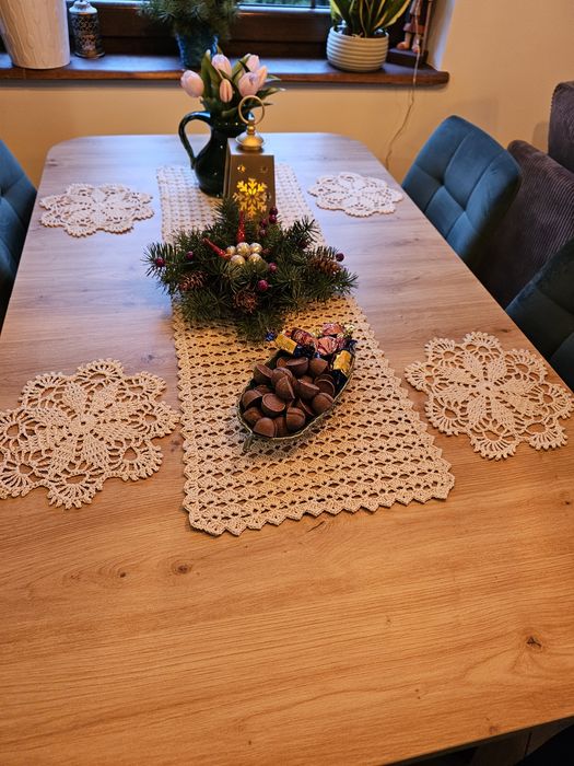 Bieżnik ręcznie wykonany