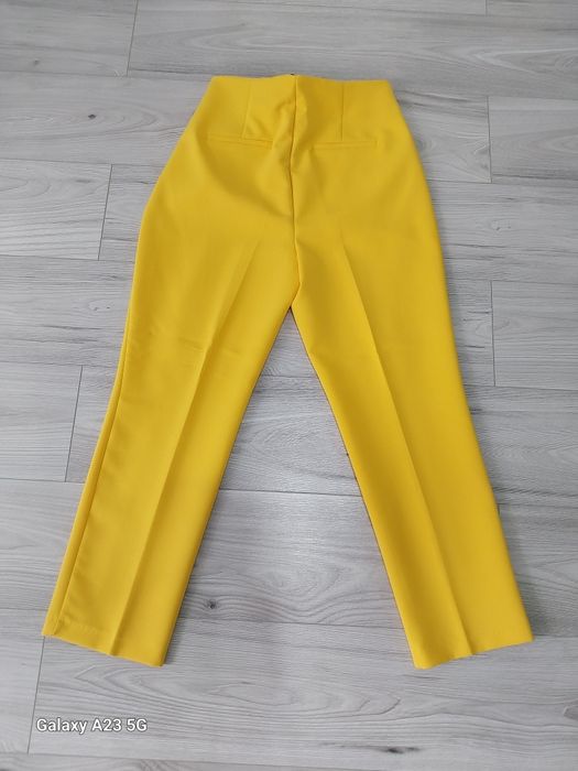 Spodnie damskie żółte