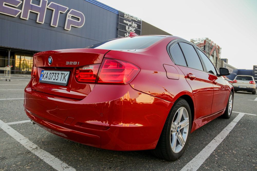 Продам Bmw 328i 2014 року