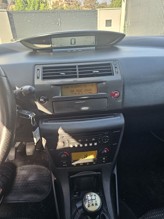 Vendo c4 comercial 1.6 vtr