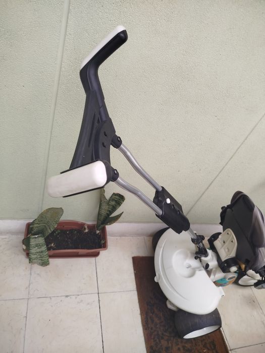 Triciclo infantil