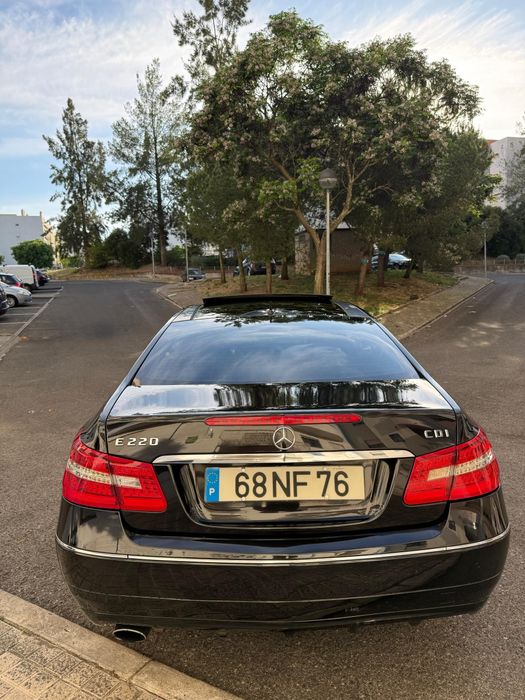 Mercedez e220 impecavel