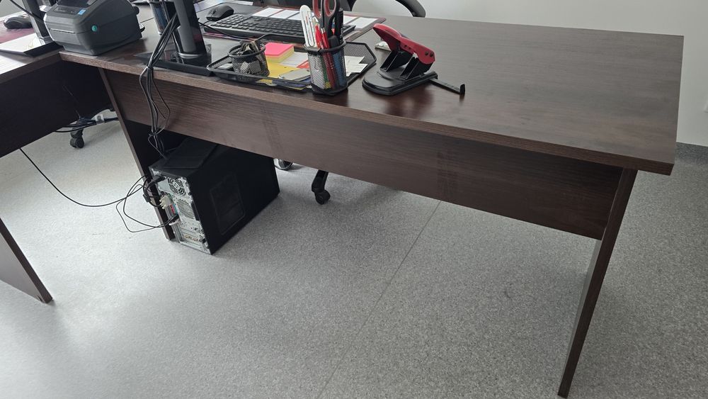 Sprzedam biurko używane