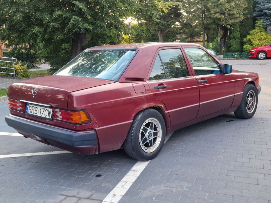 Mercedes-Benz 190 1,8 Benzyna Automat Hak !