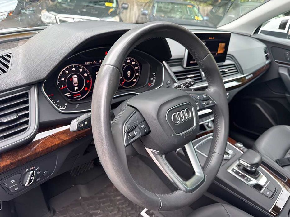 Audi Q5 2.0T      2018