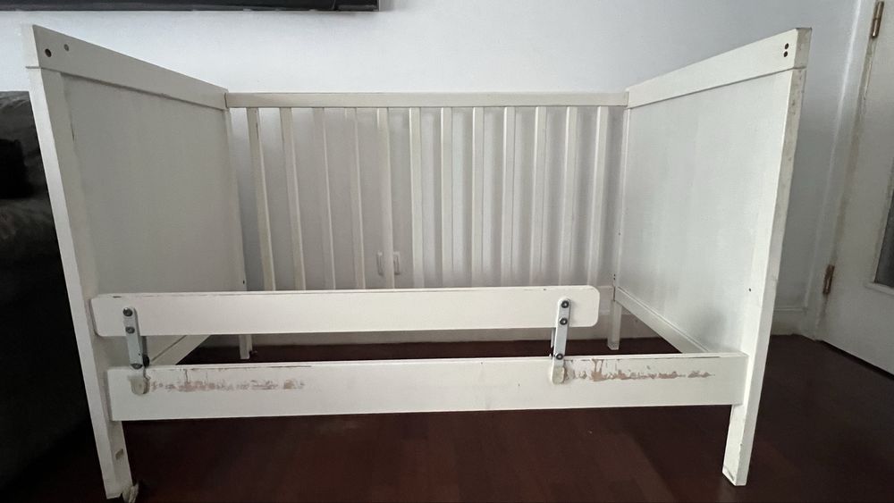 Cama de criança  – ideal para personalizar | Inclui colchão + estrado
