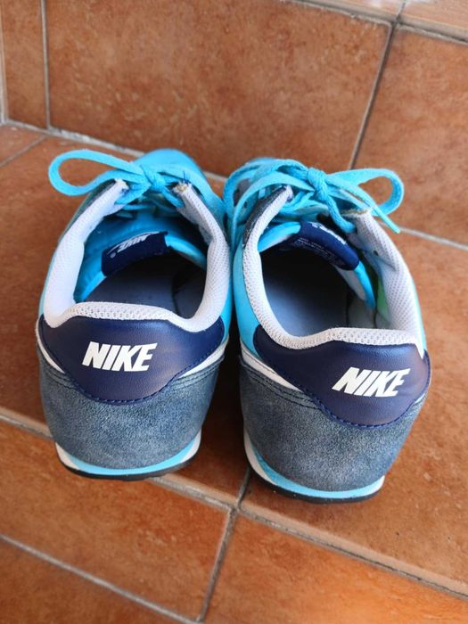 Buty sportowe nike Wmns genicco