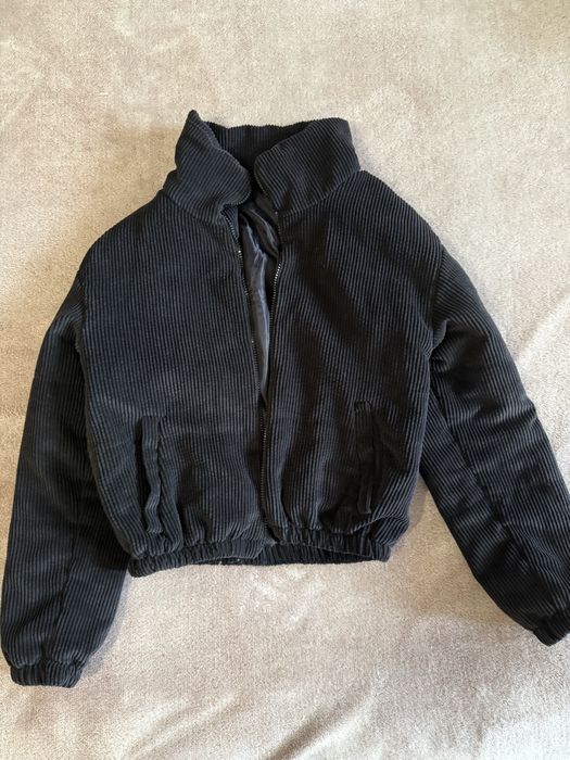 Жіноча курточка