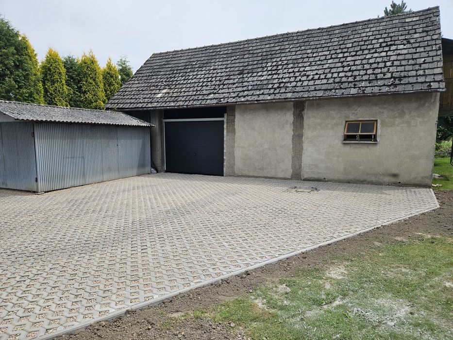 UTWARDZANIE drogi podjazdu terenu wjazdu Budowa drogi Oświęcim