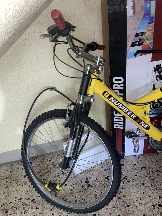 Bicicleta pouco usada