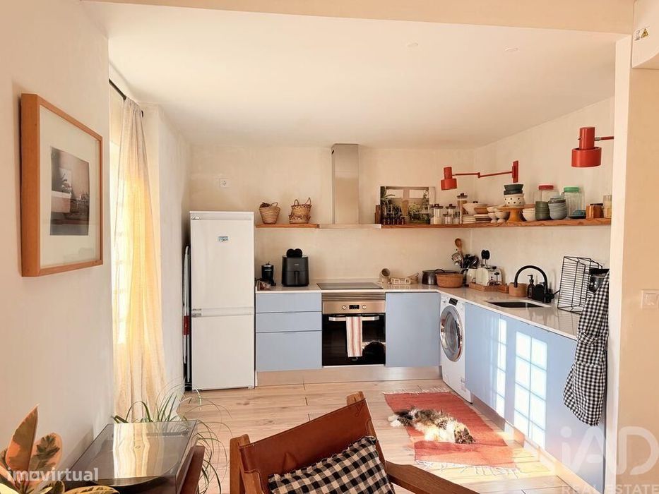Apartamento T2 em Misericórdia de 62,2 m2