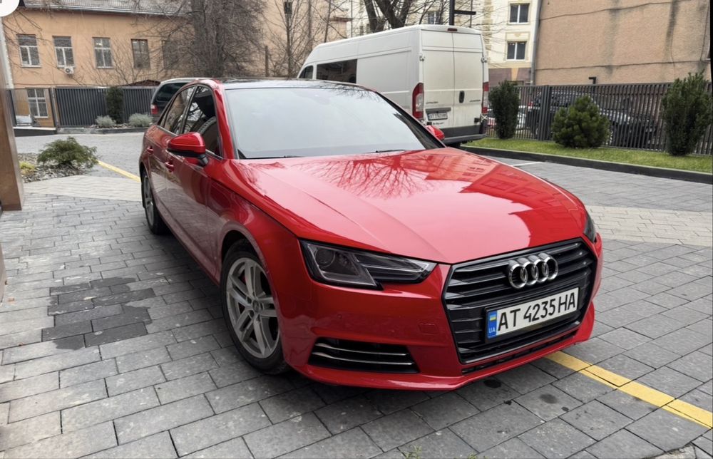 Audi a4 b9 седан а4б9 терміново!