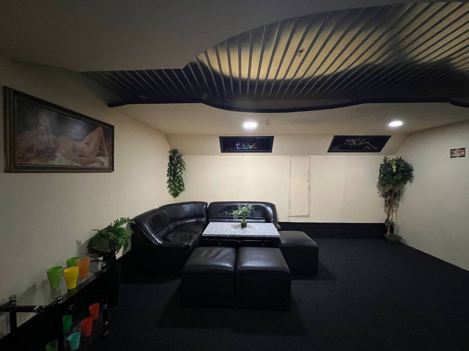 Продаётся готовый действующий бизнес сауна бильярд на пр.Гагарина