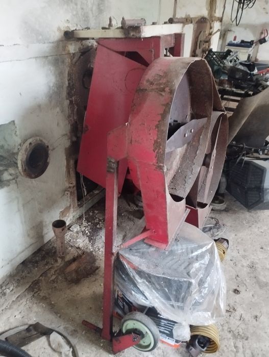 Газонокосілка Газонокосарка