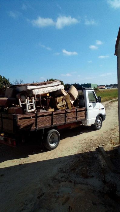 Recolha de Entulhos, Fretes, Limpeza de Monos