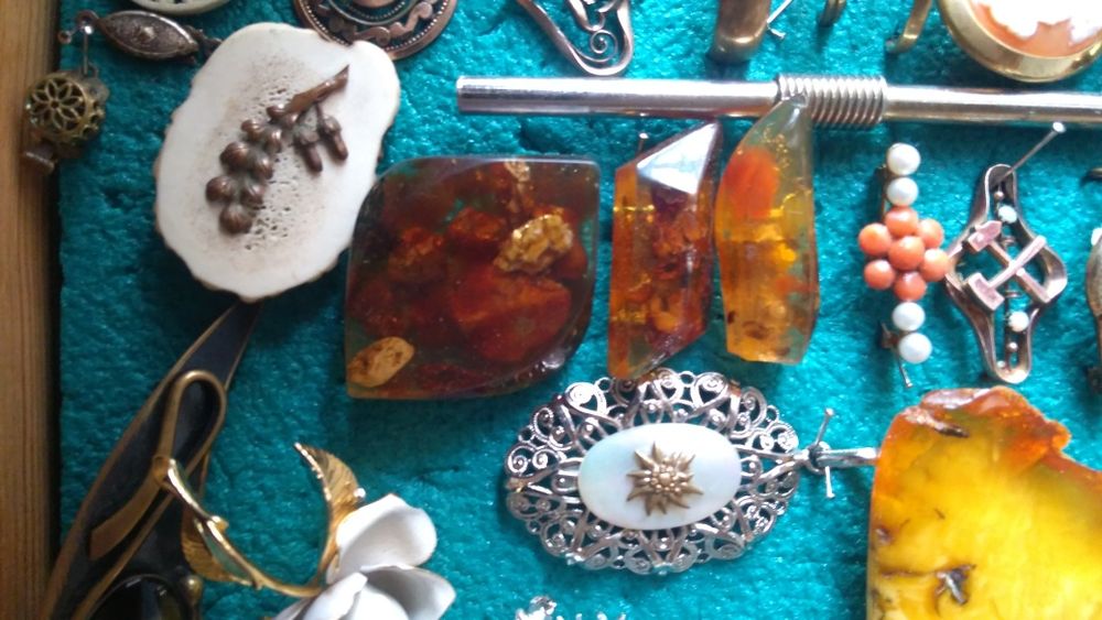 Ozdoby damskie stylowe. Zamienię