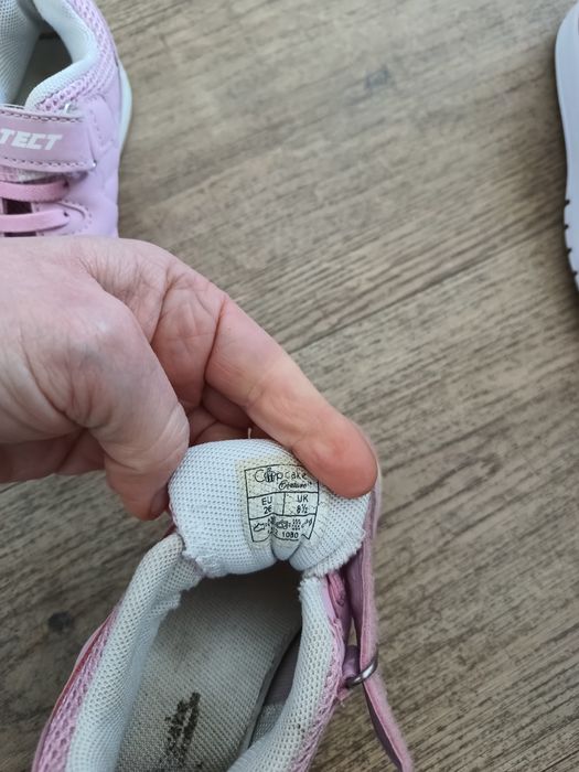 Sprzedam dziecięce adidasy marki Puma rozmiar 26