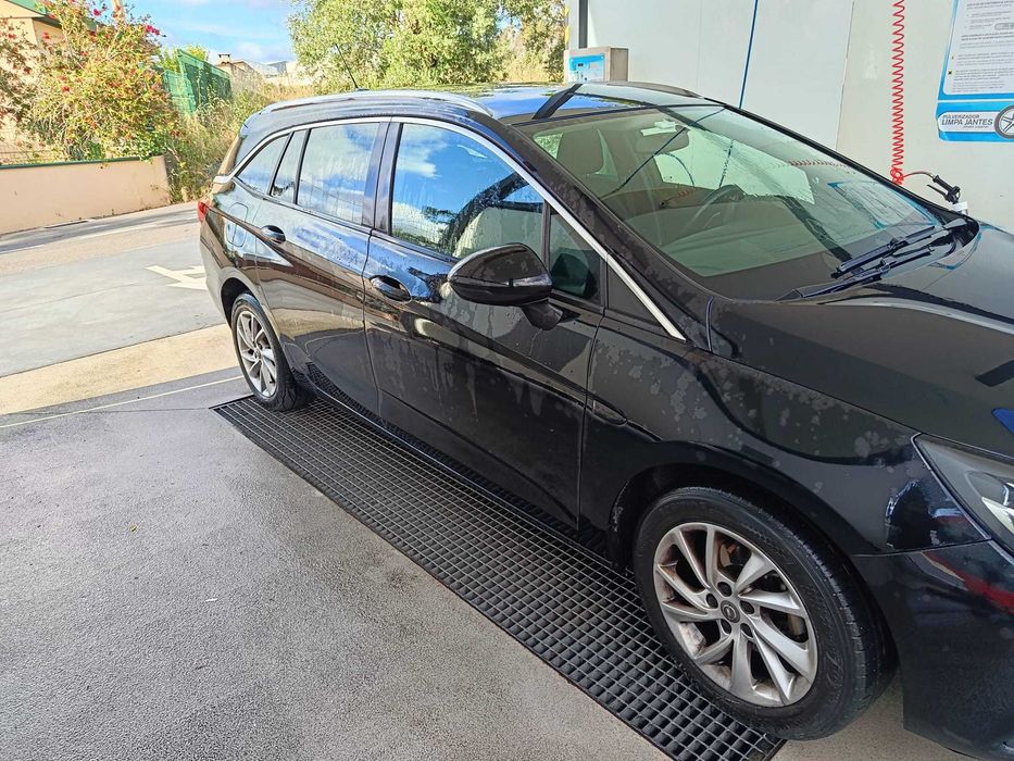 Opel Astra Sports Tourer 1.0 Turbo Start/Stop Innovation — photo 3