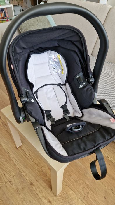 Fotelik + baza Kiddy Evolution pro 2