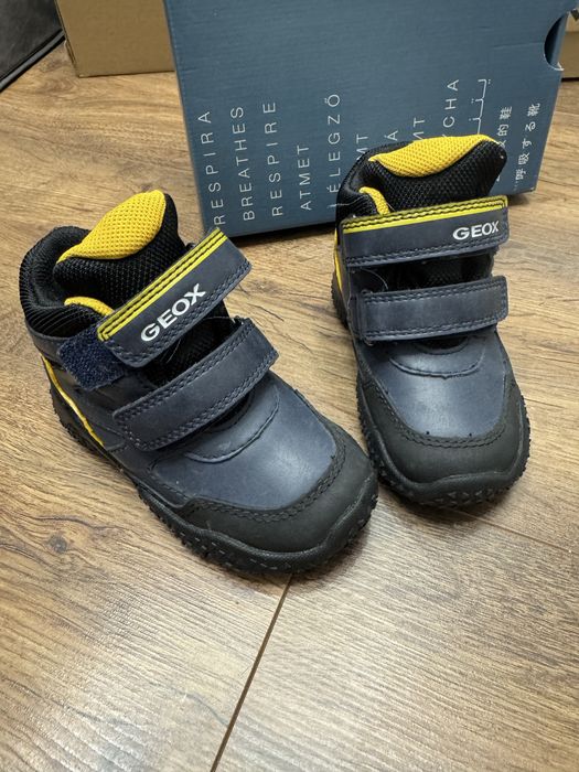 Осінні черевички geox