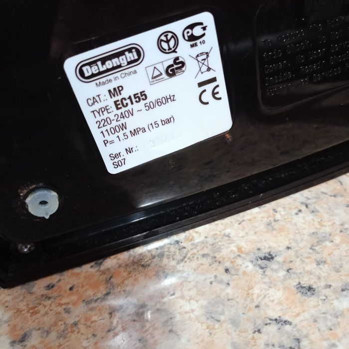 Ekspres półautomatyczy DeLonghi