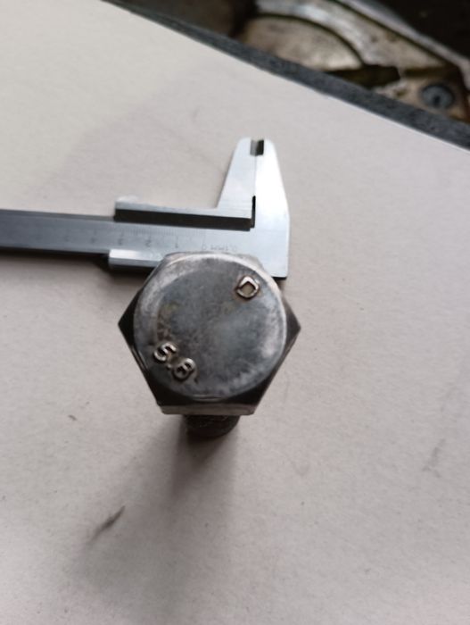 Болт М-20. D 5.8