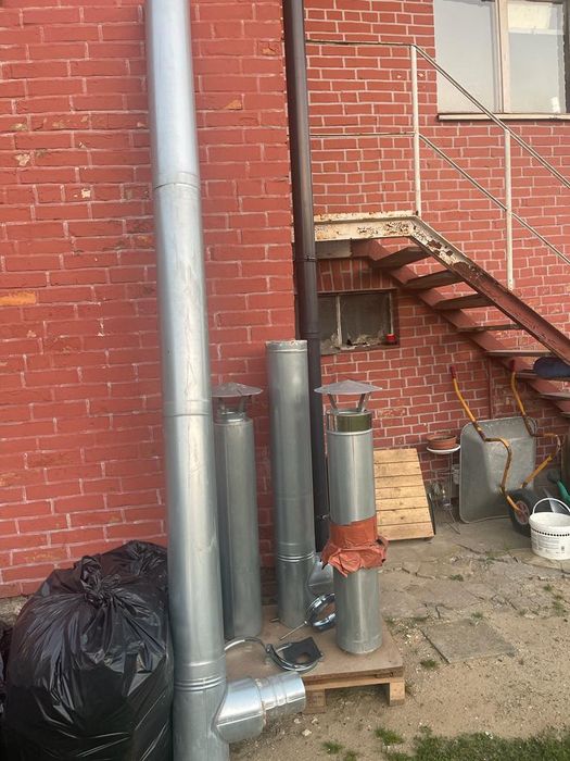 Kominy tylko  wentylacyjne fi 20