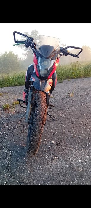 Мотор   від мустанг градер 250